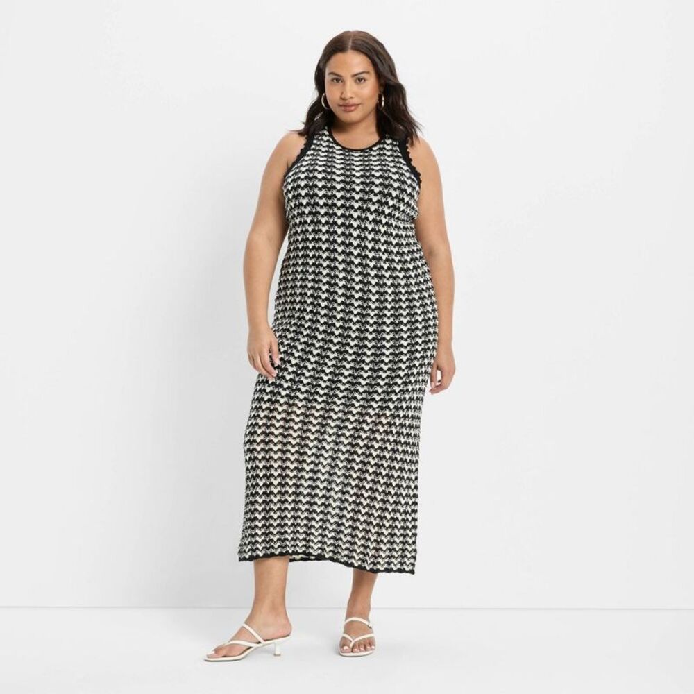 Open Box - Women's Open Back Maxi Sweater Dress - Future Coll Black/White